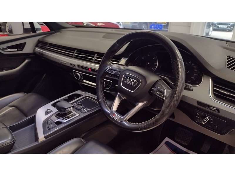 Audi Q7 TDI V6 S line - U6464