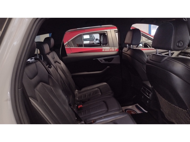 Audi Q7 TDI V6 S line - U6464
