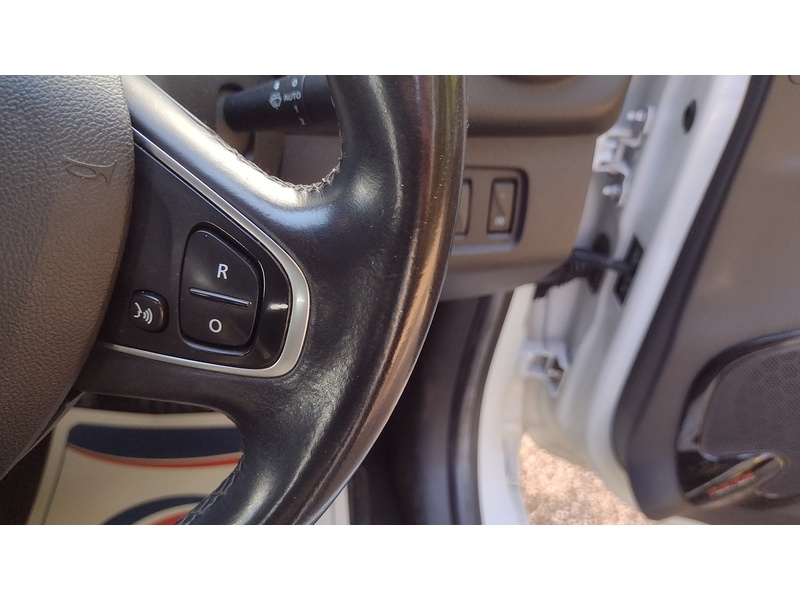 Renault Clio dCi Dynamique S Nav - U6467