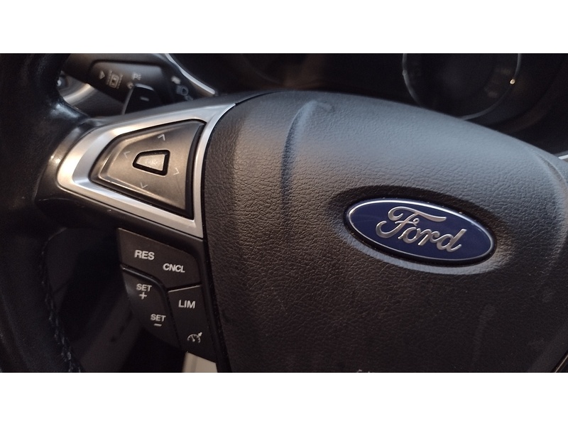 Ford S-Max EcoBlue Titanium - U6468