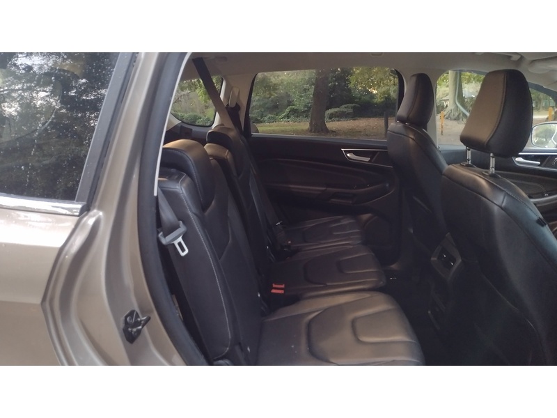 Ford S-Max EcoBlue Titanium - U6468