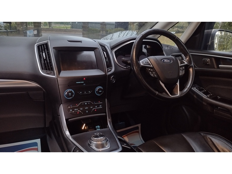 Ford S-Max EcoBlue Titanium - U6468