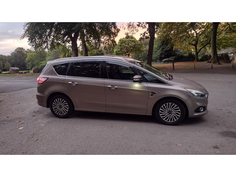 Ford S-Max EcoBlue Titanium - U6468