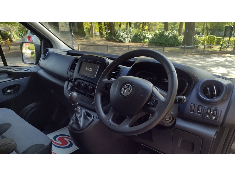Vauxhall Vivaro 1.6 CDTi 2900 Combi Van Double Cab 5dr Diesel Manual L2 H1 Euro 6 (s/s) (9 Seat) (120 ps) - U6472