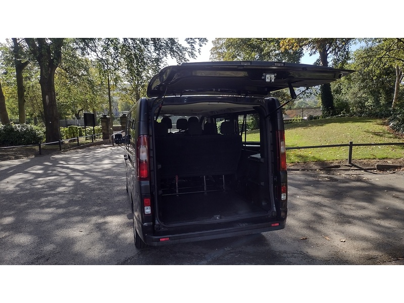 Vauxhall Vivaro 1.6 CDTi 2900 Combi Van Double Cab 5dr Diesel Manual L2 H1 Euro 6 (s/s) (9 Seat) (120 ps) - U6472