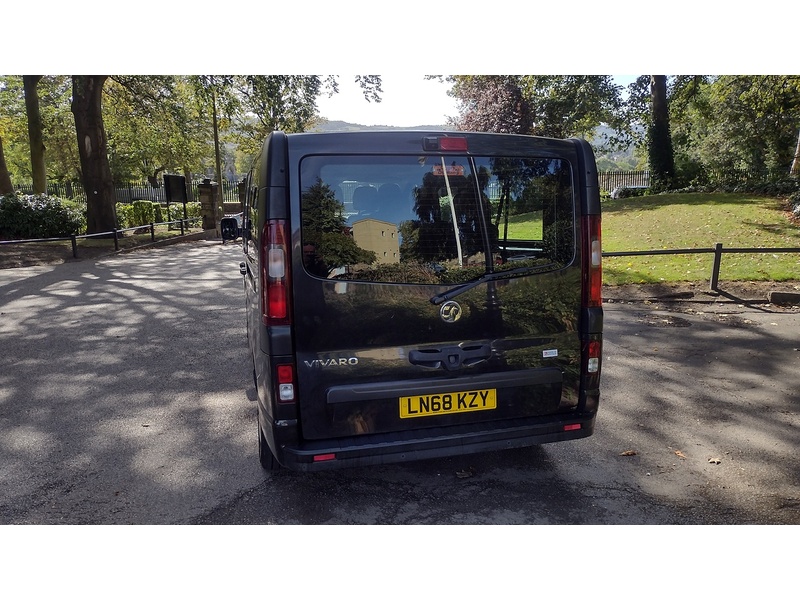 Vauxhall Vivaro 1.6 CDTi 2900 Combi Van Double Cab 5dr Diesel Manual L2 H1 Euro 6 (s/s) (9 Seat) (120 ps) - U6472
