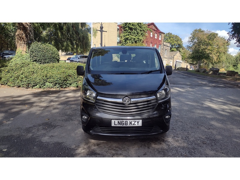 Vauxhall Vivaro 1.6 CDTi 2900 Combi Van Double Cab 5dr Diesel Manual L2 H1 Euro 6 (s/s) (9 Seat) (120 ps) - U6472
