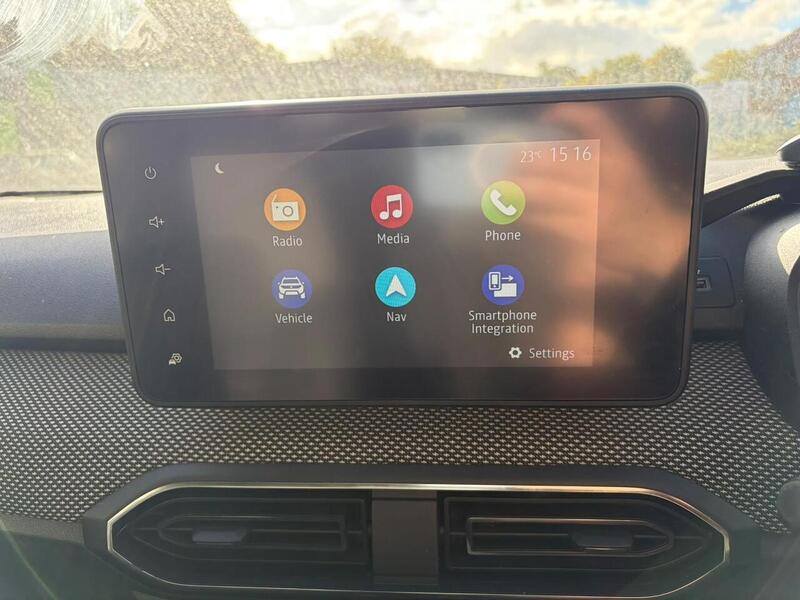 Dacia Sandero TCe Comfort - U6478
