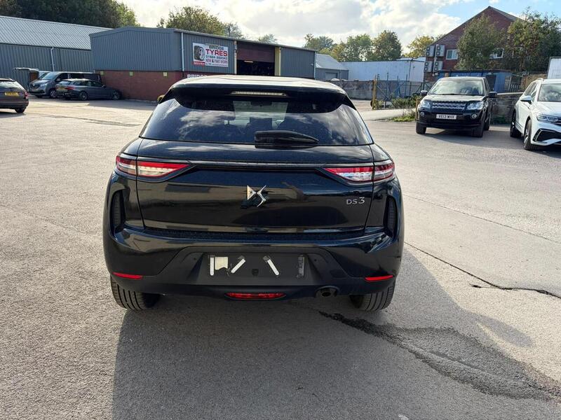 DS AUTOMOBILES DS 3 CROSSBACK PureTech Bastille - U6479