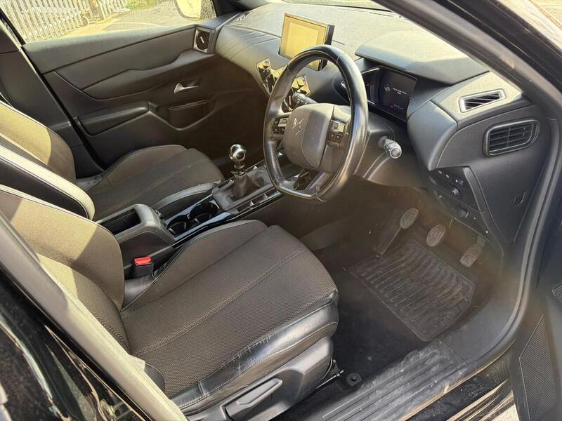 DS AUTOMOBILES DS 3 CROSSBACK PureTech Bastille - U6479