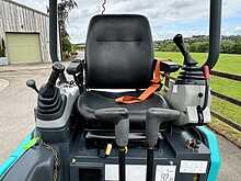 KOBELCO Hydraulic Excavator SK17 ST - 3 