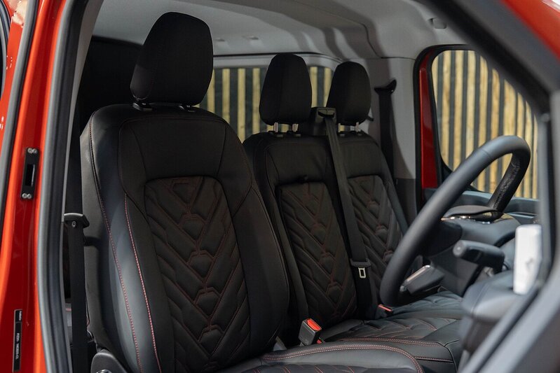 Ford Transit Custom 300 Limited L1h1 Dciv Ecoblue - N151