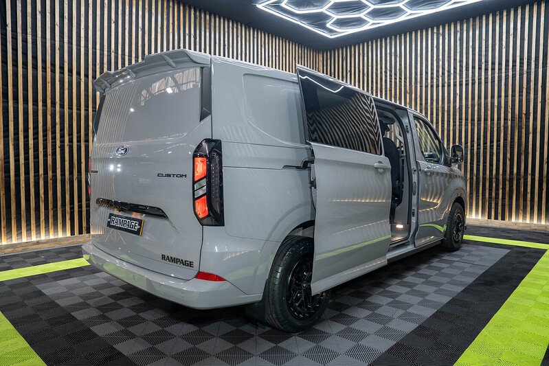 Ford Transit Custom 320 Limited L2 2.5L Auto Plug-in Hybrid - N187