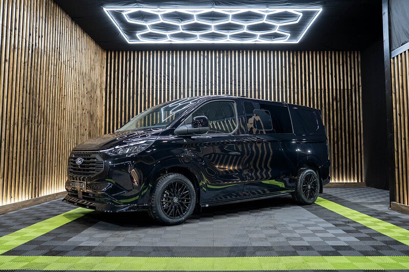 Ford Transit Custom 320 Limited L2 2.5L Auto Plug-in Hybrid - N191