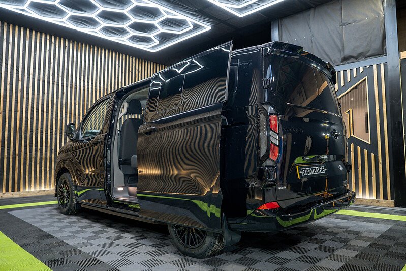 Ford Transit Custom 320 Limited L2 2.5L Auto Plug-in Hybrid - N191