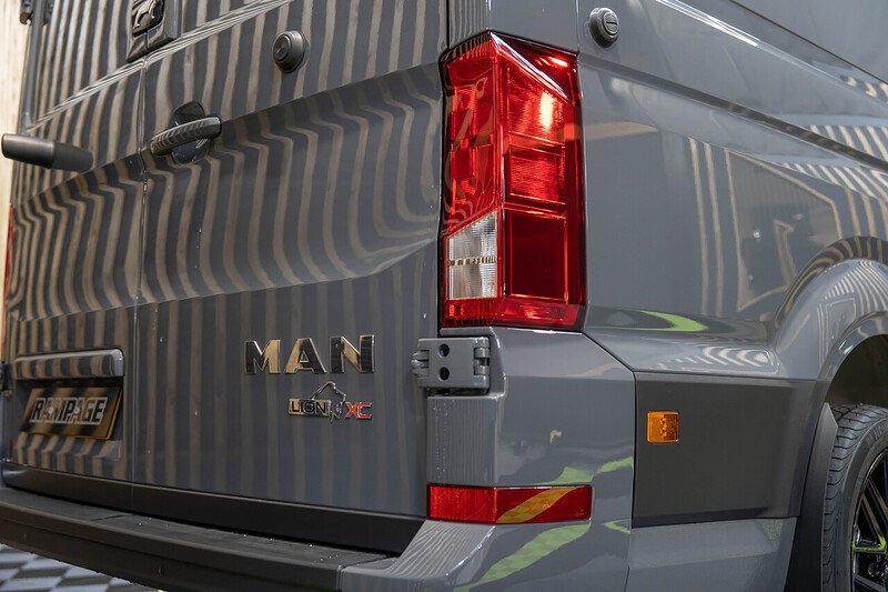 Volkswagen Crafter CR35 TDI Panel Van FWD High Roof MWB Commerce Plus - N197