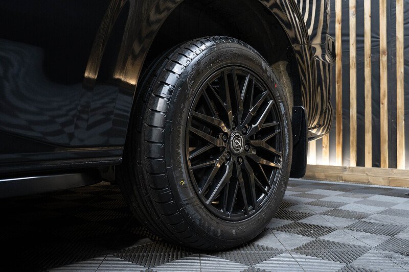 Ford Transit Custom 320 Limited L2 h1 Dciv Ecoblue - N200