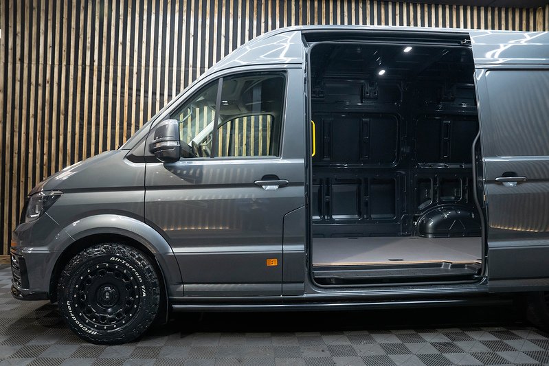 Volkswagen Crafter TDI CR35 BlueMotion Tech 4x4 MWB Commerce Plus - N202