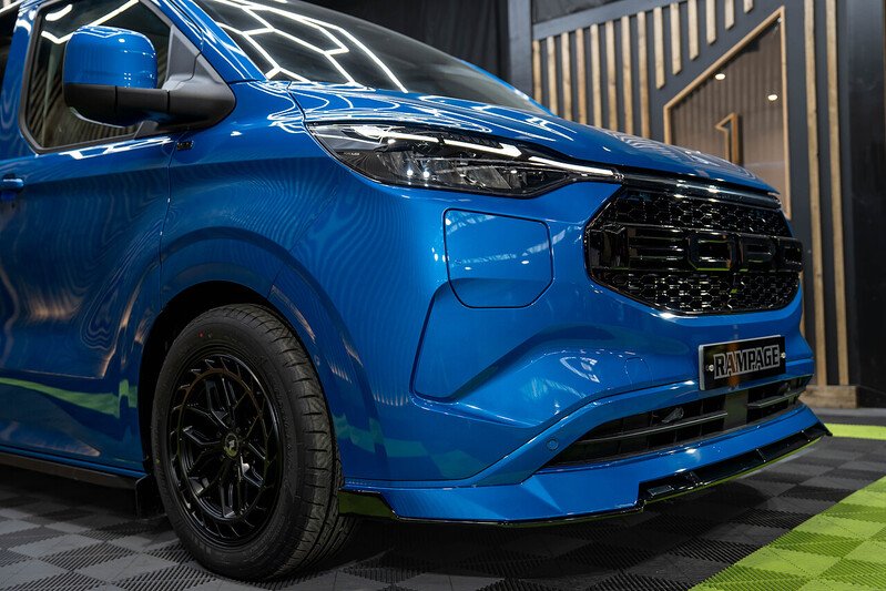 Ford Transit Custom 320 Limited L2 2.5L Auto Plug-in Hybrid - N207