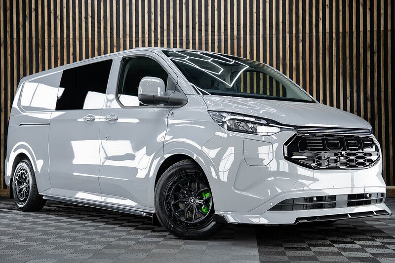 Ford Transit Custom 320 Limited L2 2.5L Auto Plug-in Hybrid - N213