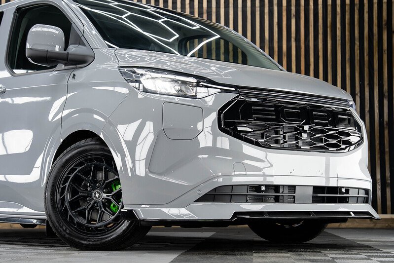Ford Transit Custom 320 Limited L2 2.5L Auto Plug-in Hybrid - N213