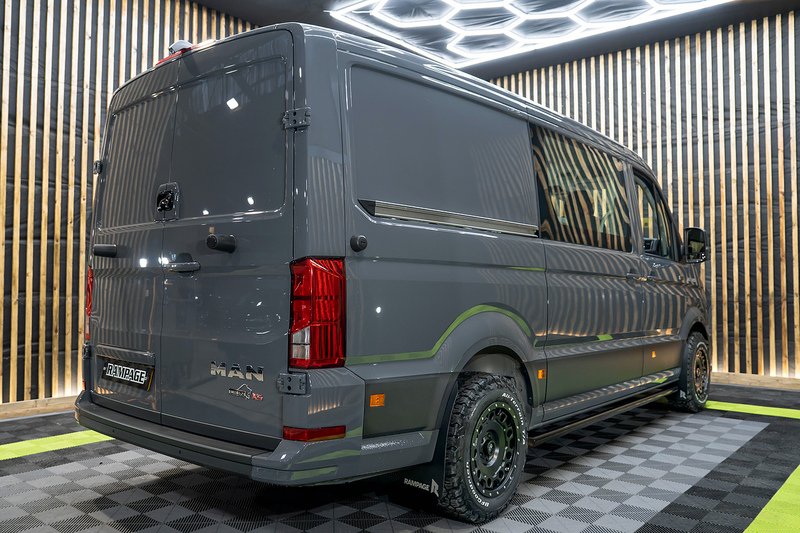 Volkswagen Crafter Cr35 Tdi MWB Crew Van Commerce Plus 4 Motion - N215