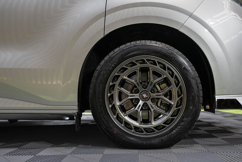 Ford Transit Custom 320 Limited L2 2.5L Auto Plug-in Hybrid - N216