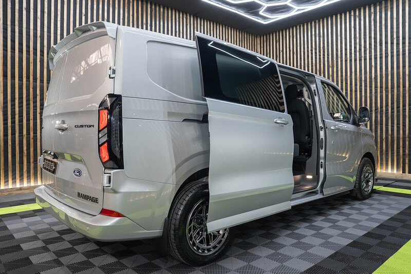 Ford Transit Custom 320 Limited L2 2.5L Auto Plug-in Hybrid - N216