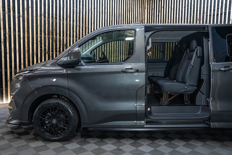 Ford Transit Custom 320 Limited L2 2.5L Auto Plug-in Hybrid - N221