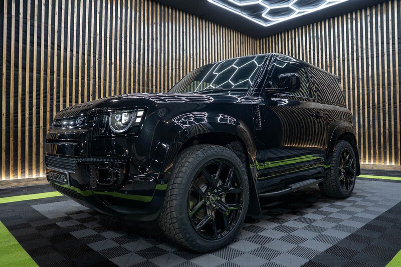 Land Rover Defender 90 SUV 4WD 3.0 Automatic Diesel - N226