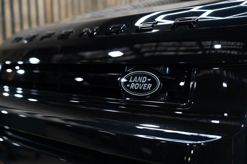 Land Rover Defender 90 SUV 4WD 3.0 Automatic Diesel - N226