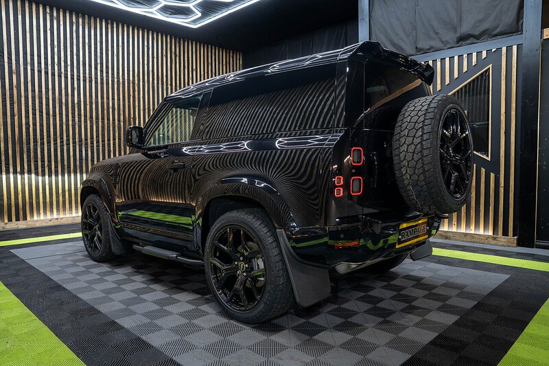 Land Rover Defender 90 SUV 4WD 3.0 Automatic Diesel - N226