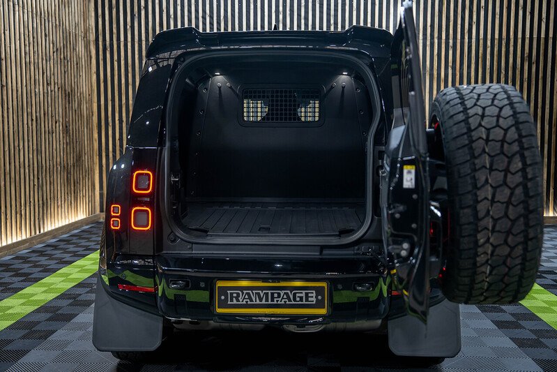 Land Rover Defender 90 SUV 4WD 3.0 Automatic Diesel - N226