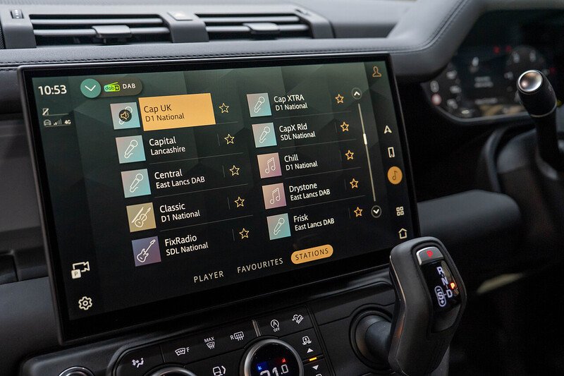 Land Rover Defender 90 SUV 4WD 3.0 Automatic Diesel - N226