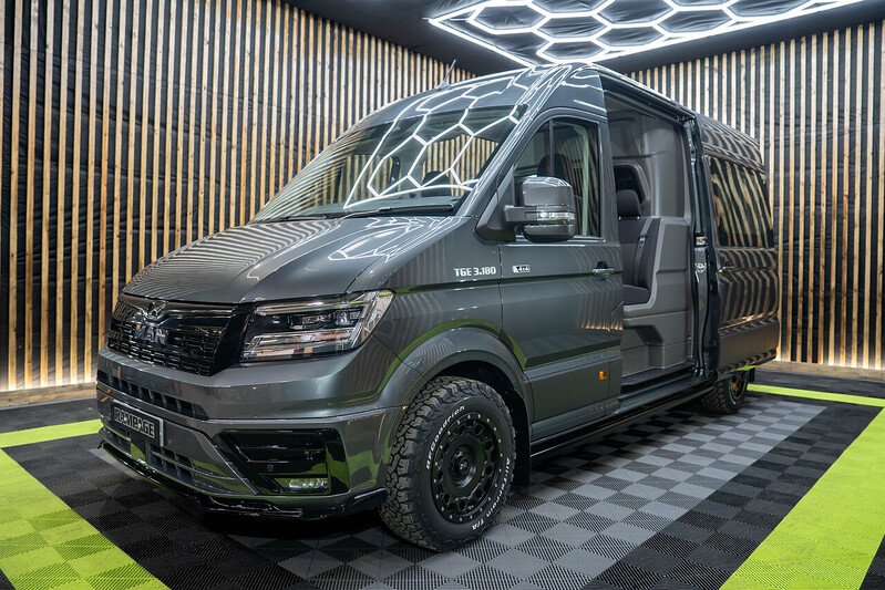 Volkswagen Crafter Cr35 Tdi MWB Crew Van Commerce Plus 4 Motion - N228