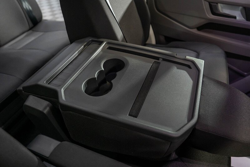 Volkswagen Crafter Cr35 Tdi MWB Crew Van Commerce Plus 4 Motion - N228