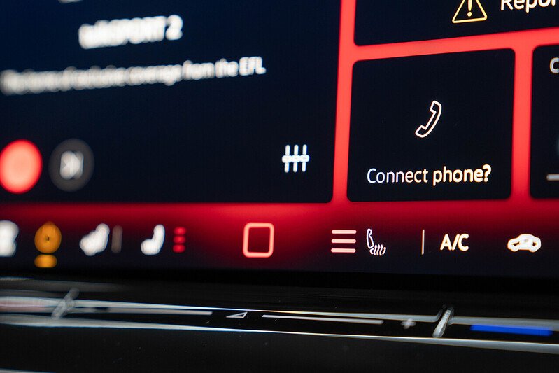 Volkswagen Crafter Cr35 Tdi MWB Crew Van Commerce Plus 4 Motion - N228