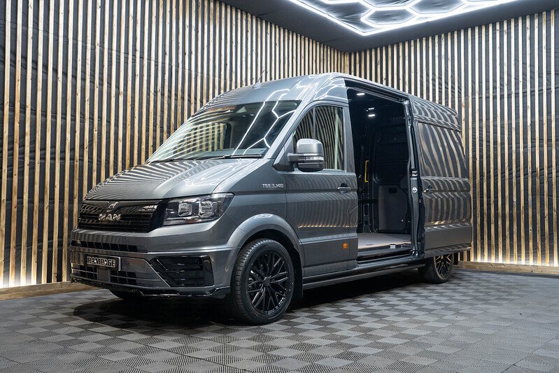 Volkswagen Crafter Cr35 Tdi M H/R P/V Commerce Plus - N230