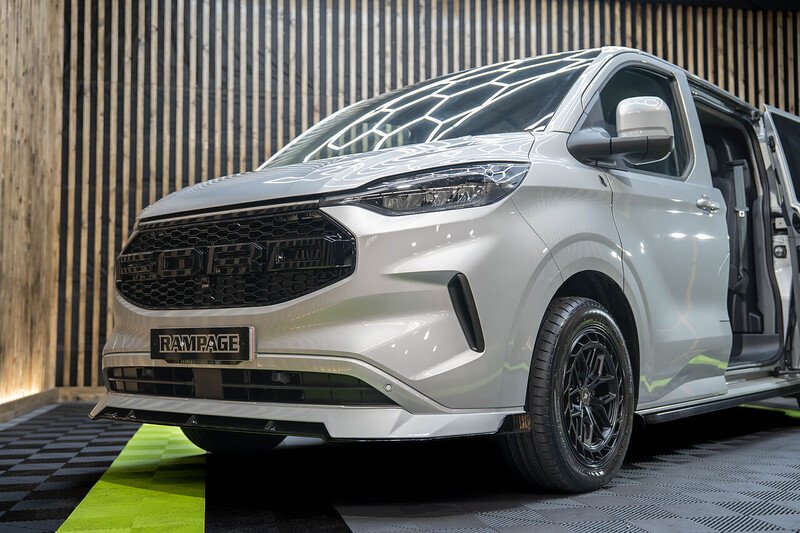 Ford Transit Custom 320 Limited L2 2.5L Auto Plug-in Hybrid - N237