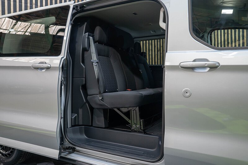 Ford Transit Custom 320 Limited L2 2.5L Auto Plug-in Hybrid - N237