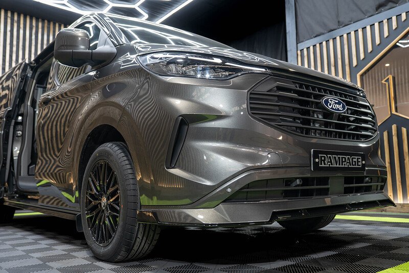 Ford Transit Custom 320 Limited L2 2.5L Auto Plug-in Hybrid - N238