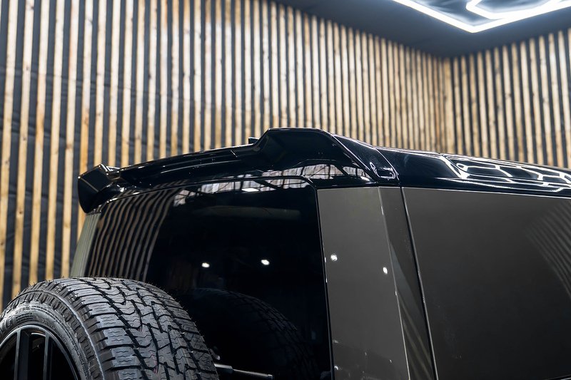 Land Rover Defender 110 Hard Top 110 SUV 4WD 3.0 Automatic Diesel - N256