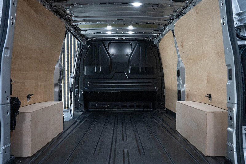 Ford Transit Custom 300 Limited Panel Van L1 H1 - N269