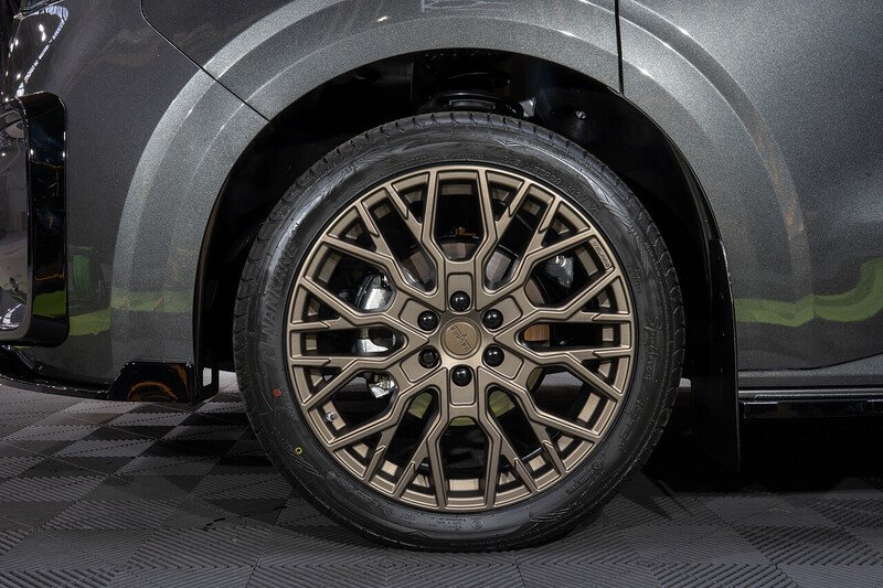 Volkswagen Transporter T32 Tdi LWB Commerce Pro Kombi - N294