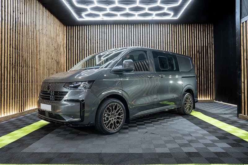 Volkswagen Transporter T32 Tdi LWB Commerce Pro Kombi - N294