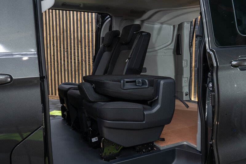 Volkswagen Transporter T32 Tdi LWB Commerce Pro Kombi - N294