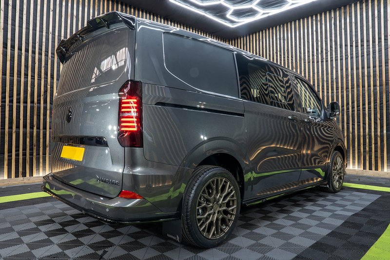 Volkswagen Transporter T32 Tdi LWB Commerce Pro Kombi - N294