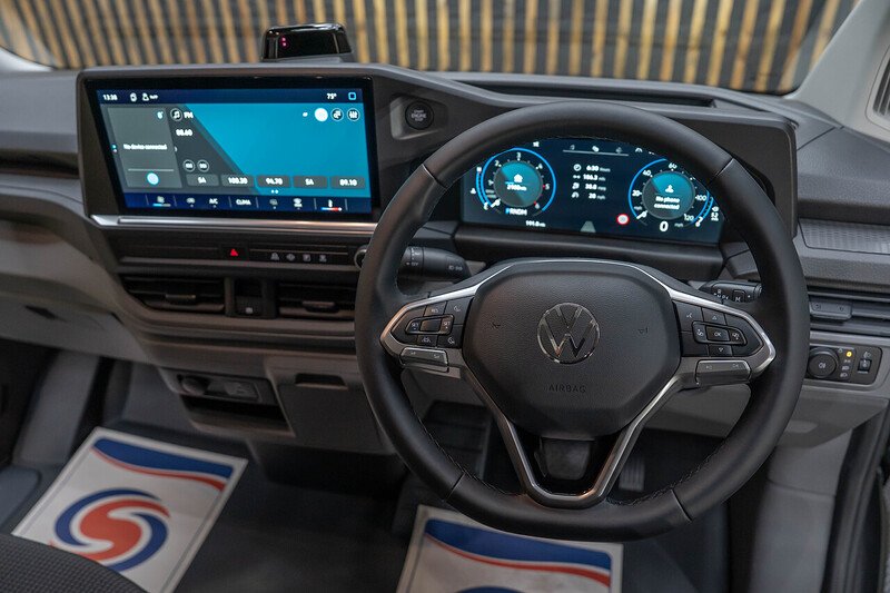 Volkswagen Transporter T32 Tdi LWB Commerce Pro Kombi - N294