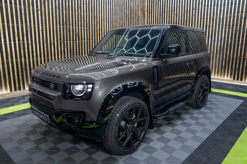 Land Rover Defender 110 Hard Top 110 SUV 4WD 3.0 Automatic Diesel - N298