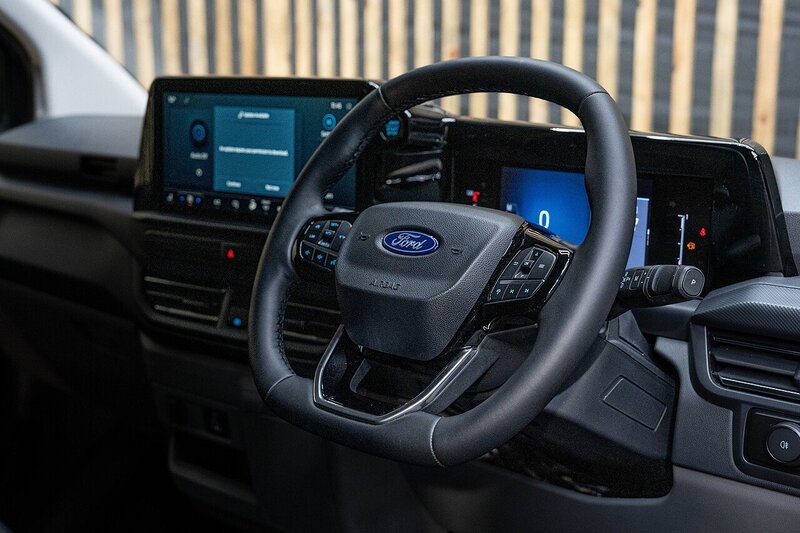 Ford Transit Custom 320 Limited L1h1 Dciv Ecoblue - N299